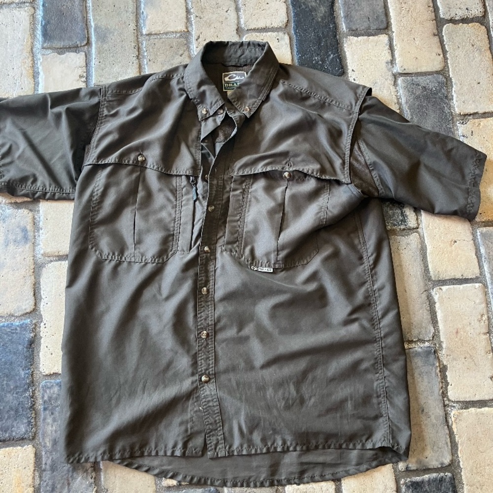 Men’s button up barely worn!